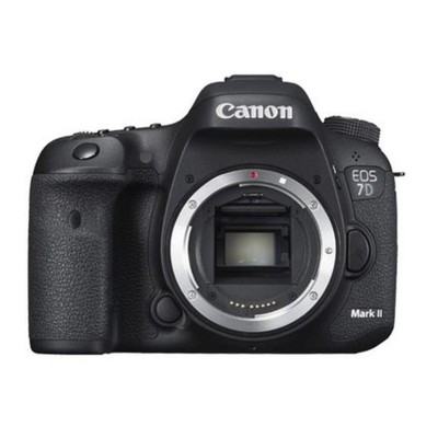 佳能（Canon） EOS 7D Mark II 数码单反照相机(32G+相机包+UV镜）